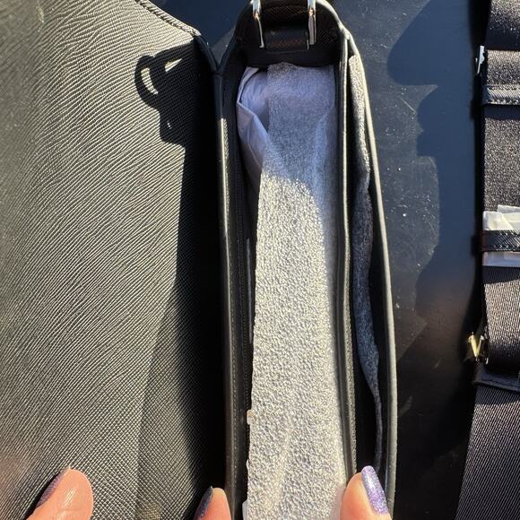 Kate Spade Madison Rose Toss Print Saddle Bag Crossbody Black Multi- NWT - Picture 9 of 12